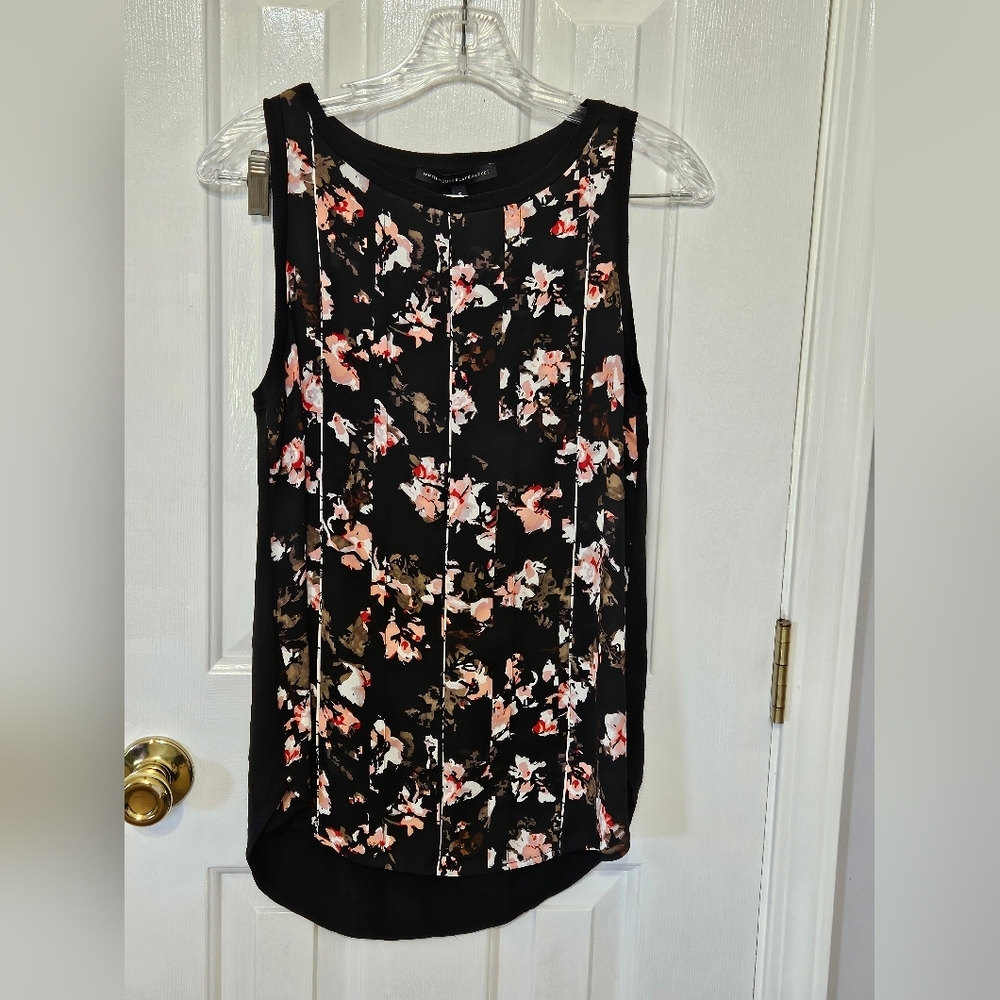 White House Black Market Black and Pink Pleated Sleeveless Tank Top Small